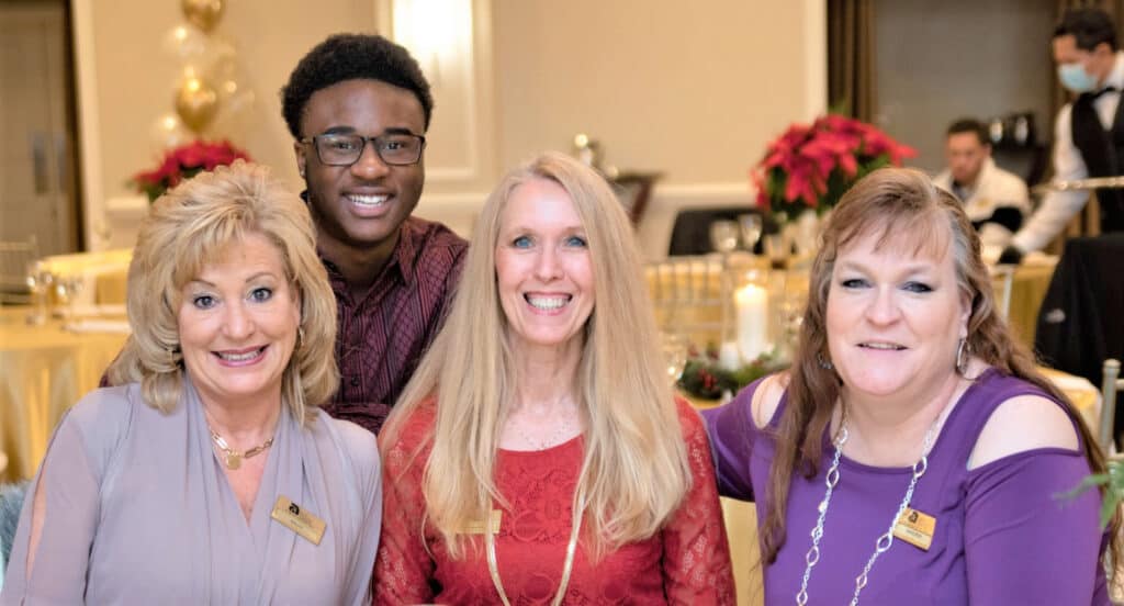 about_strip1 A&G Management